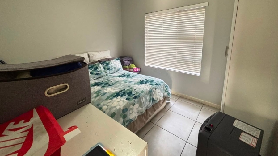 2 Bedroom Property for Sale in Parklands Western Cape
